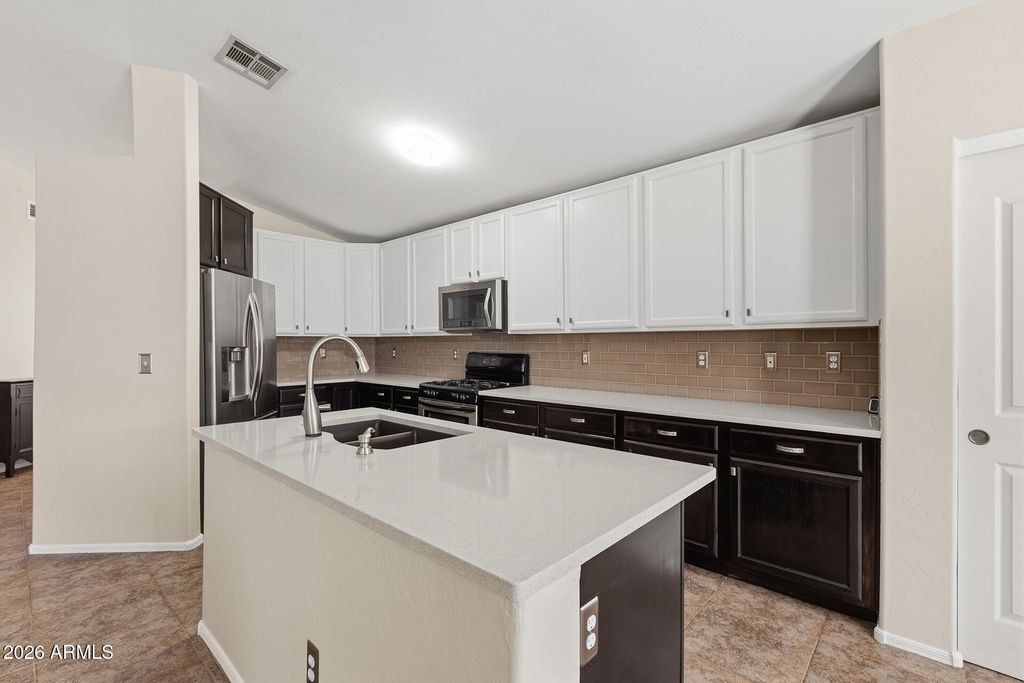 7415 W AURORA Drive, Glendale, AZ 85308 — photo 5