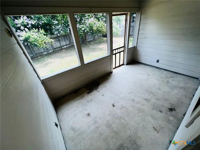 803 Sable Trail Ct, Round Rock, TX 78664