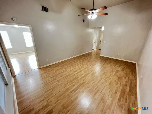 803 Sable Trail Ct, Round Rock, TX 78664