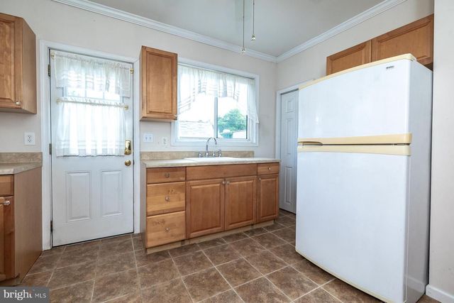901 POWELL ST, Gloucester City, NJ 08030