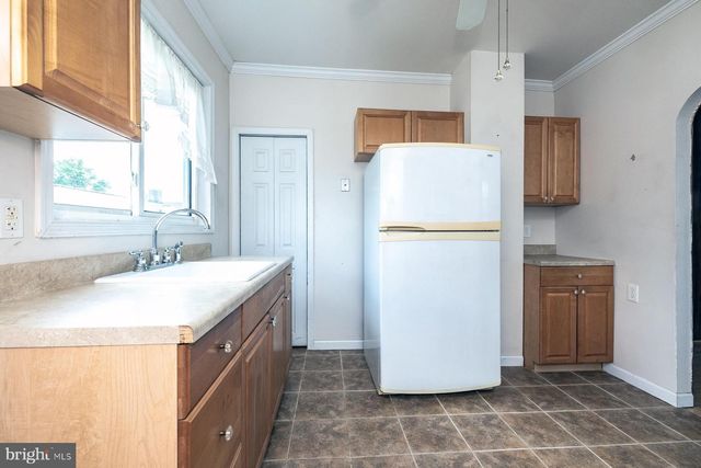 901 POWELL ST, Gloucester City, NJ 08030