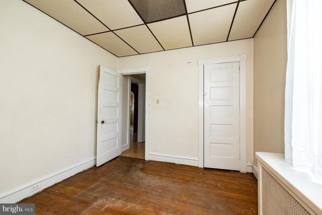 901 POWELL ST, Gloucester City, NJ 08030