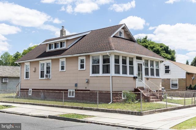 901 POWELL ST, Gloucester City, NJ 08030