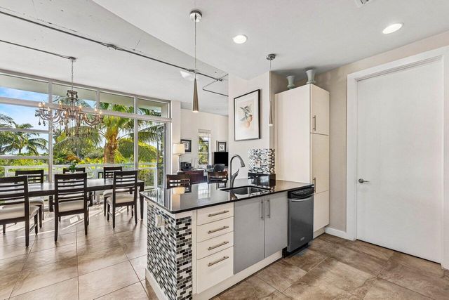 335 SE 6th Avenue 304, Delray Beach, FL 33483