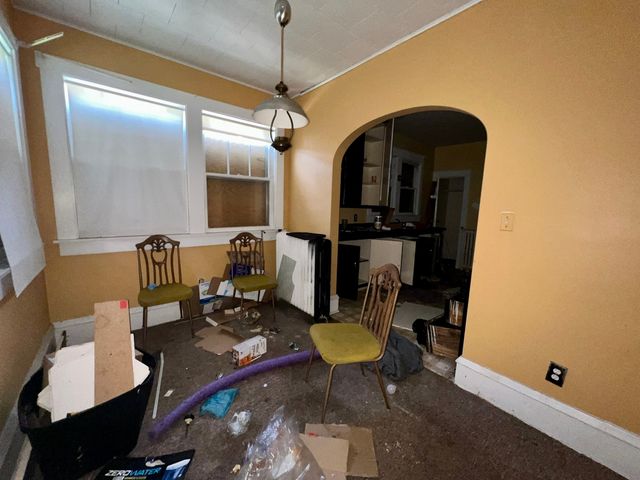 233 N Edward Street, Decatur, IL 62522