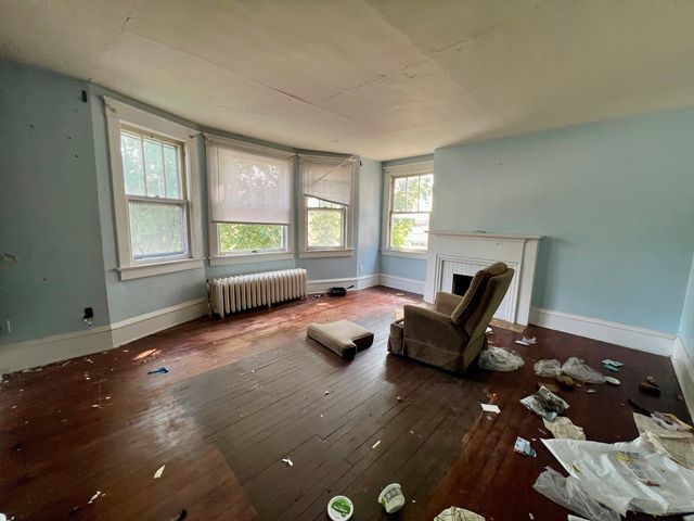 233 N Edward Street, Decatur, IL 62522