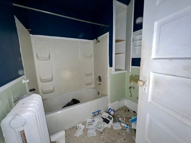 233 N Edward Street, Decatur, IL 62522