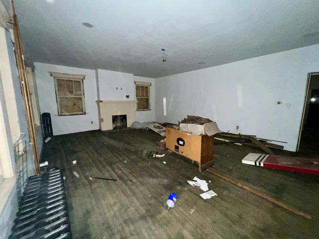 233 N Edward Street, Decatur, IL 62522