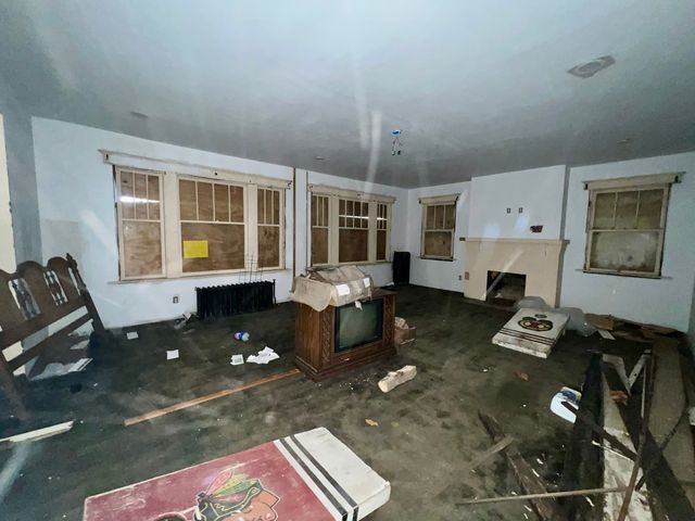 233 N Edward Street, Decatur, IL 62522