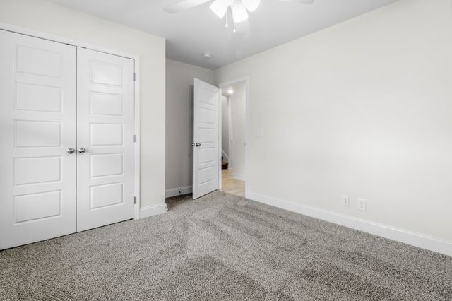 2628 Rafiki Dr, Clarksville, TN 37042