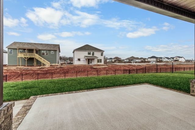 2628 Rafiki Dr, Clarksville, TN 37042