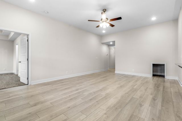 2628 Rafiki Dr, Clarksville, TN 37042