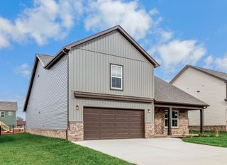 2628 Rafiki Dr, Clarksville, TN 37042