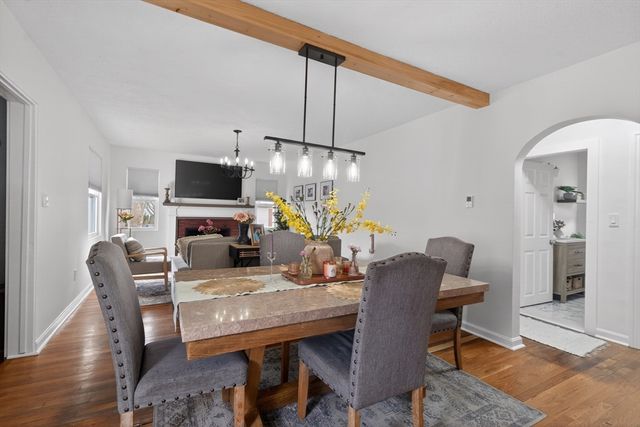 37 Blakely Ct, Fall River, MA 02720