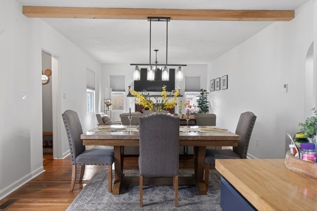 37 Blakely Ct, Fall River, MA 02720