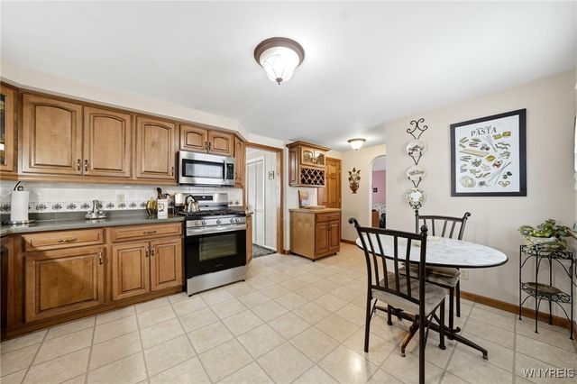 151 Calvert Boulevard, Tonawanda, NY 14150