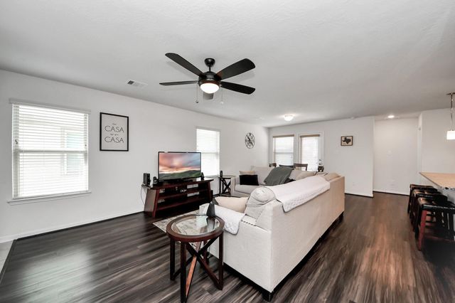 11647 Rosewood Forest Court, Houston, TX 77038