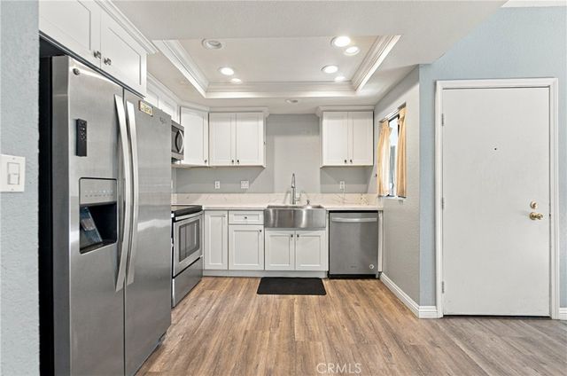 22719 Lakeway 402, Diamond Bar, CA 91765