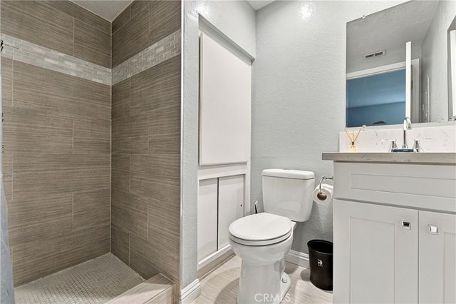 22719 Lakeway 402, Diamond Bar, CA 91765
