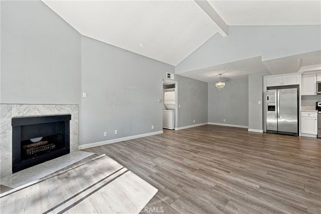 22719 Lakeway 402, Diamond Bar, CA 91765