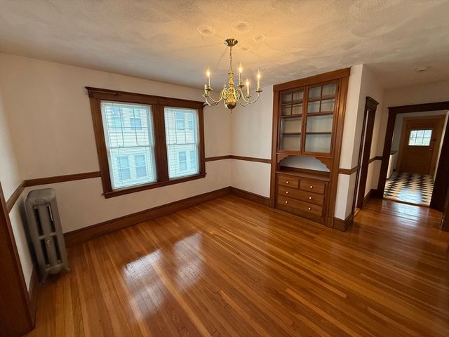 68 Templeton Parkway 68, Watertown, MA 02472