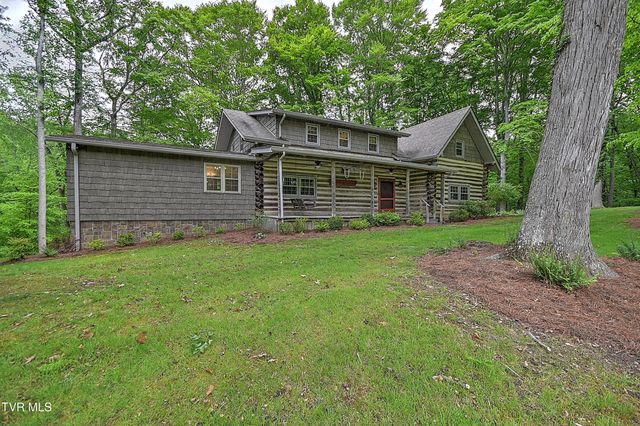 11066 Mount Calm Drive, Glade Spring, VA 24340