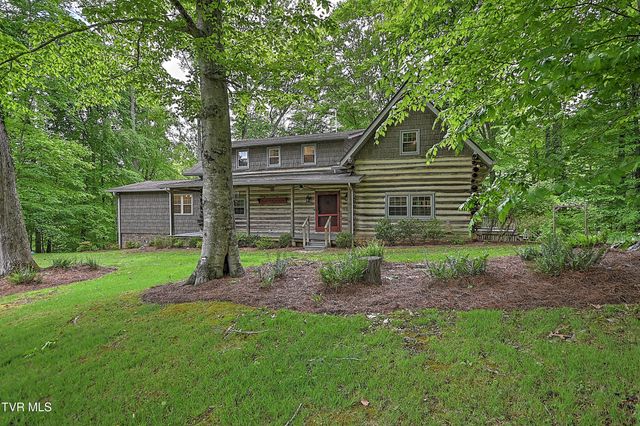 11066 Mount Calm Drive, Glade Spring, VA 24340