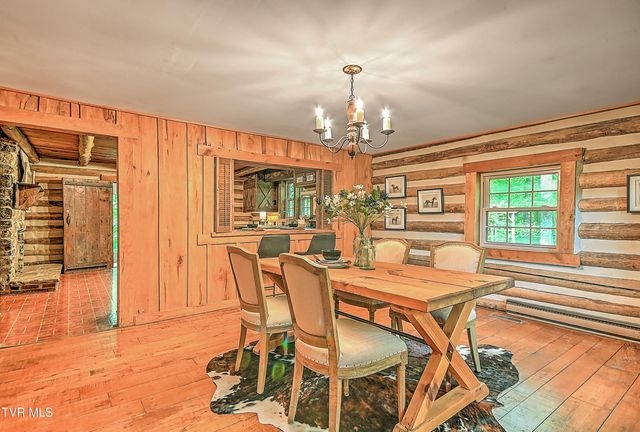 11066 Mount Calm Drive, Glade Spring, VA 24340