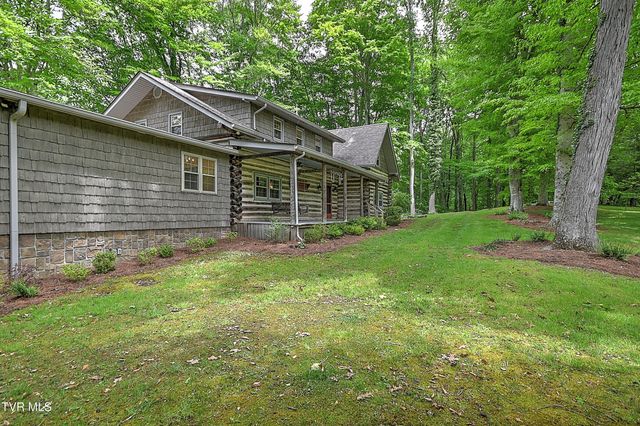 11066 Mount Calm Drive, Glade Spring, VA 24340