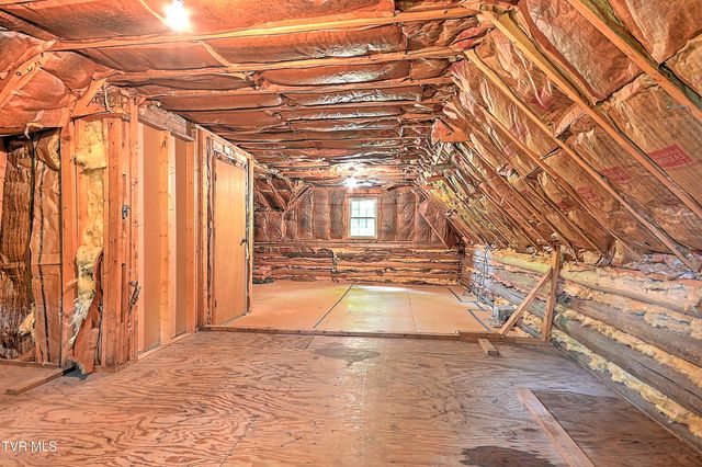 11066 Mount Calm Drive, Glade Spring, VA 24340