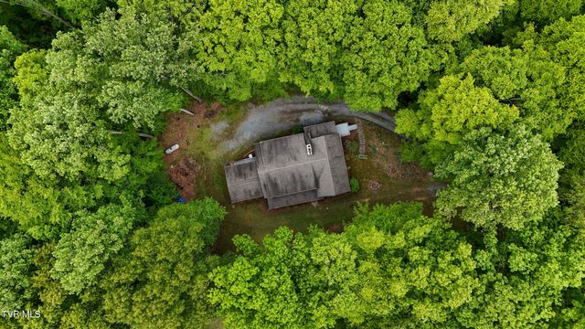 11066 Mount Calm Drive, Glade Spring, VA 24340