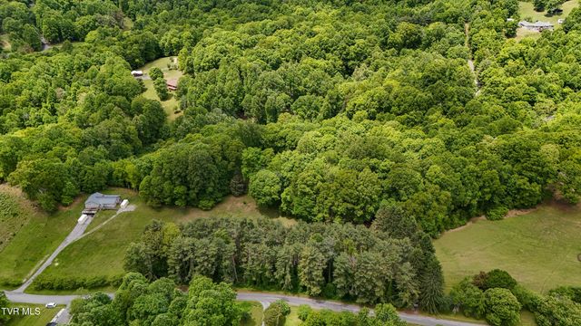 11066 Mount Calm Drive, Glade Spring, VA 24340