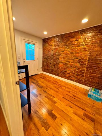 887 Lafayette Avenue, Brooklyn, NY 11221