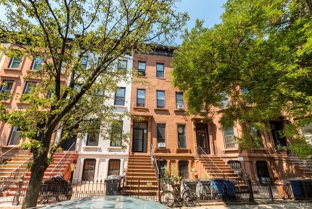 887 Lafayette Avenue, Brooklyn, NY 11221
