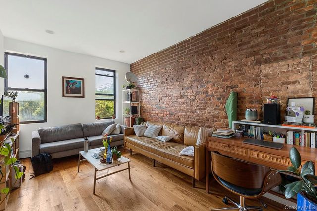 887 Lafayette Avenue, Brooklyn, NY 11221