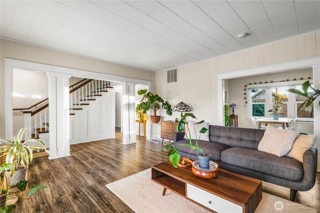 5033 S I Street, Tacoma, WA 98408