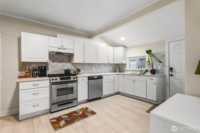 5033 S I Street, Tacoma, WA 98408