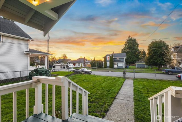 5033 S I Street, Tacoma, WA 98408