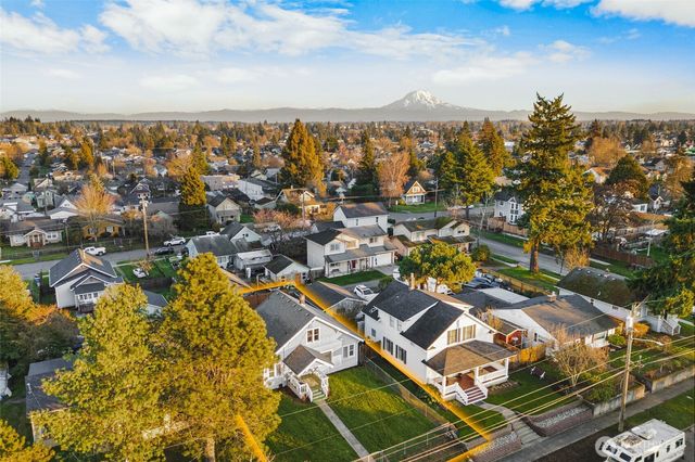 5033 S I Street, Tacoma, WA 98408