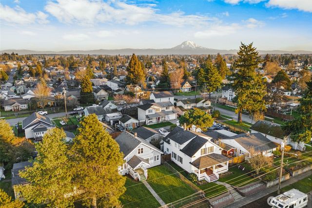 5033 S I Street, Tacoma, WA 98408