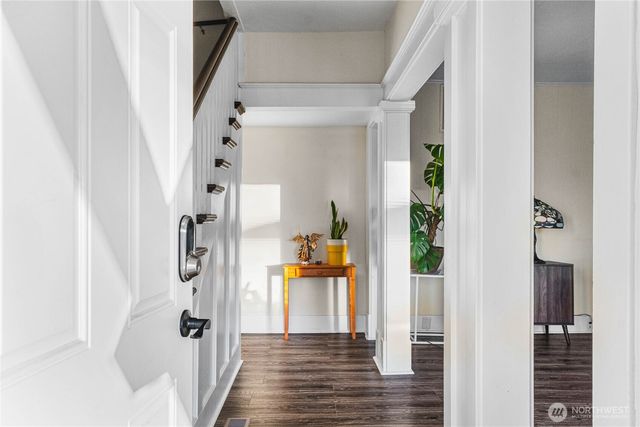 5033 S I Street, Tacoma, WA 98408