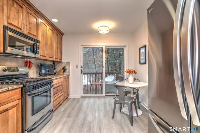 690 Forest Road 651, West Haven, CT 06516