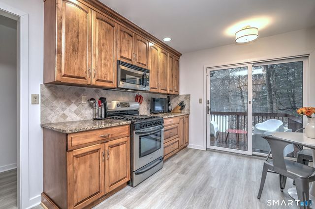 690 Forest Road 651, West Haven, CT 06516