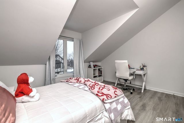 690 Forest Road 651, West Haven, CT 06516