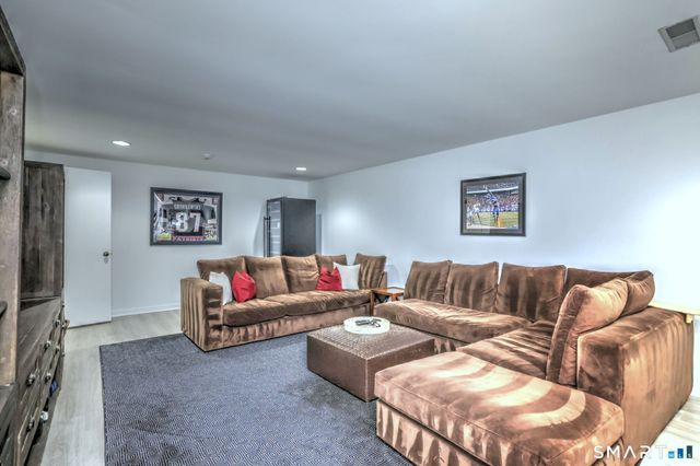 690 Forest Road 651, West Haven, CT 06516