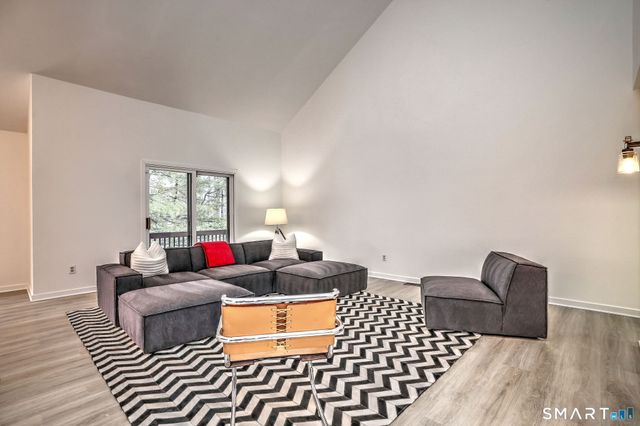 690 Forest Road 651, West Haven, CT 06516