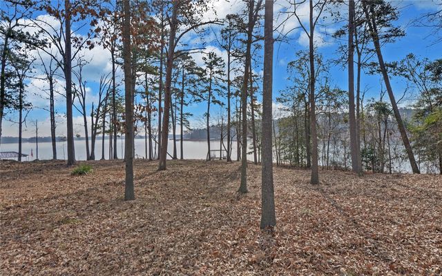 142 C & C Circle, Hartwell, GA 30643