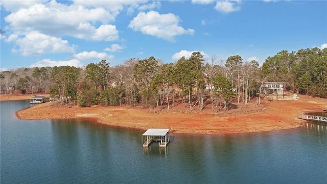 142 C & C Circle, Hartwell, GA 30643
