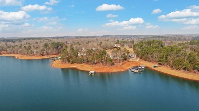 142 C & C Circle, Hartwell, GA 30643