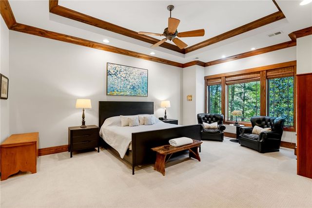 114 Club Cove Way, Sunset, SC 29685